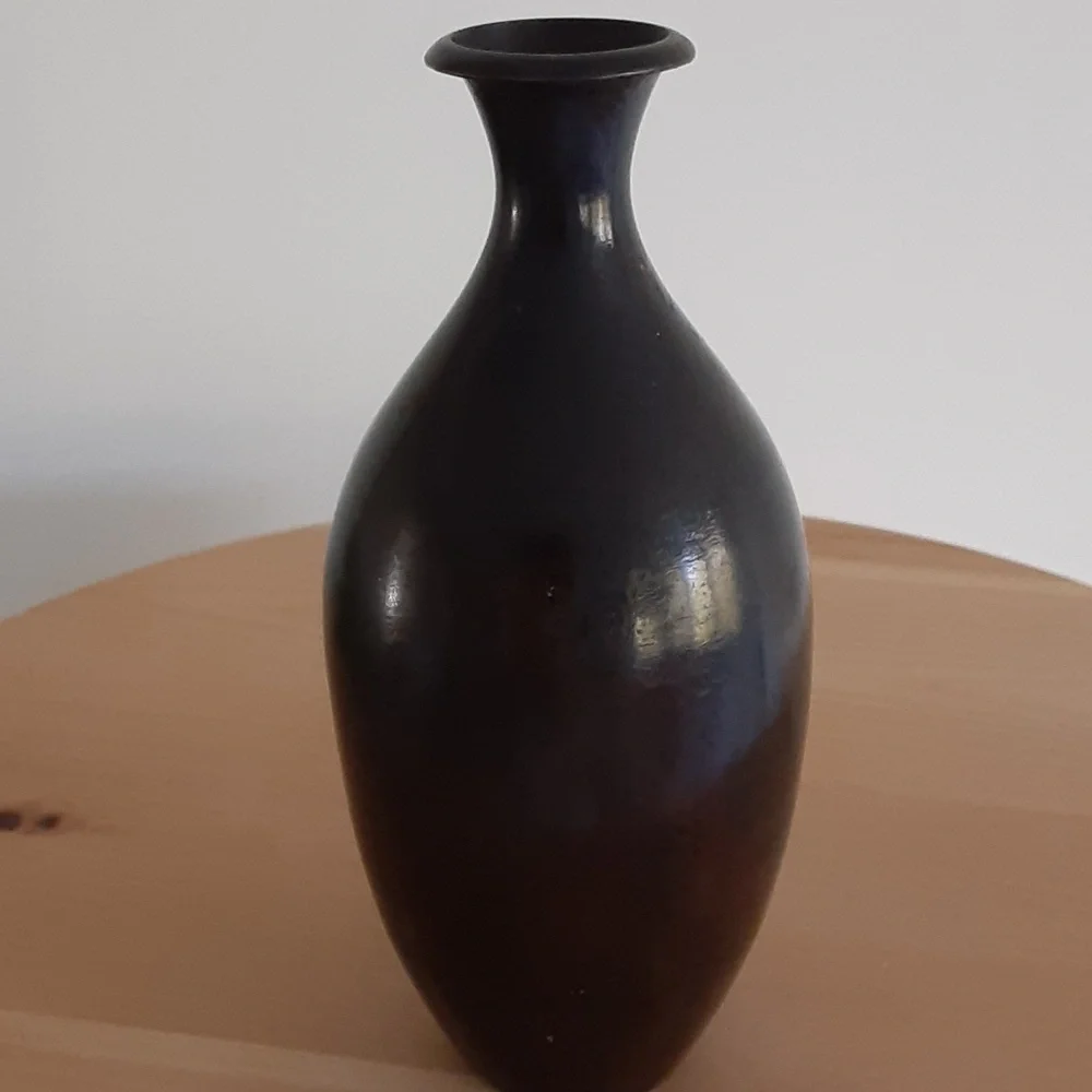 Z Gallerie Vase Besana Saddle 7.5